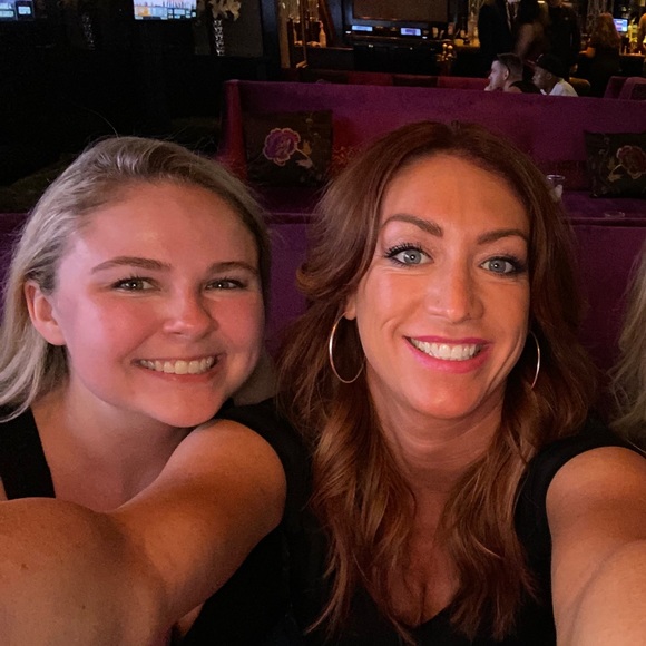 Meet your Posher, Alex - Picture 2 of 2